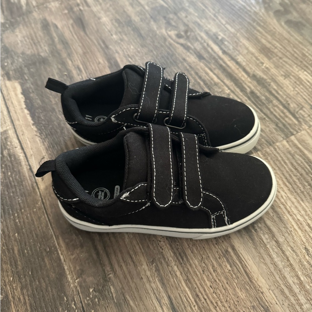 Wonder Nation Toddler Sneakers